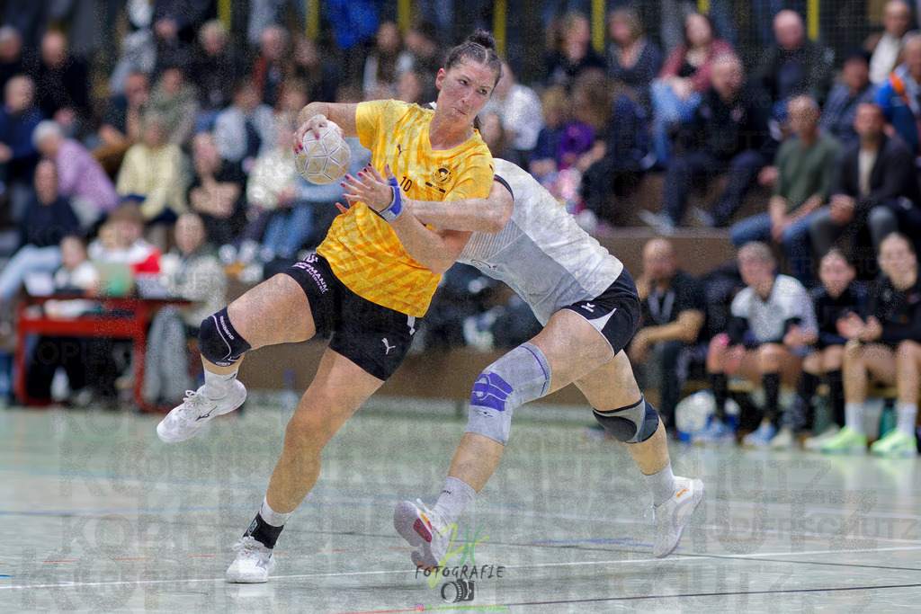 Frauen Oberliga Mitte (HHV); HSG Eibelshausen/Ewersbach - HSG Linden | Frauen Oberliga Mitte (HHV); HSG Eibelshausen/Ewersbach - HSG Linden am 15.11.2025 in Eibelshausen (Holderberghalle)Photo © 2025 - Jörg Heinrich - Realisiert mit Pictrs.com