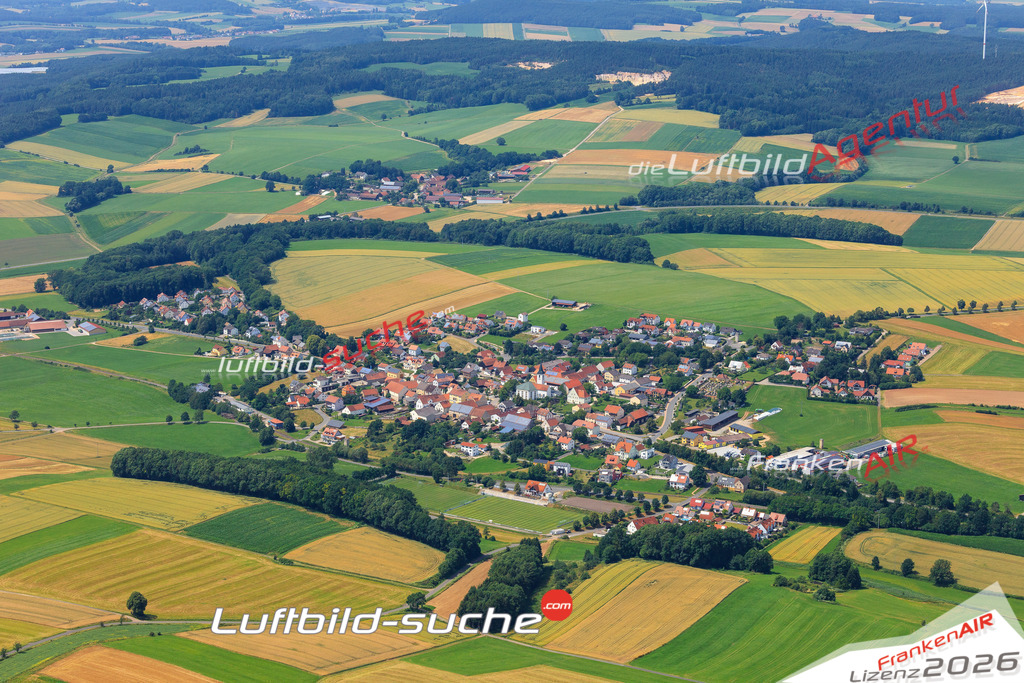Die Luftaufnahme der Stadt Gebenbach wurde vom UL-Flugzeug heraus erstellt ( keine Drohne )- hohe Auflösung für beste Qualität