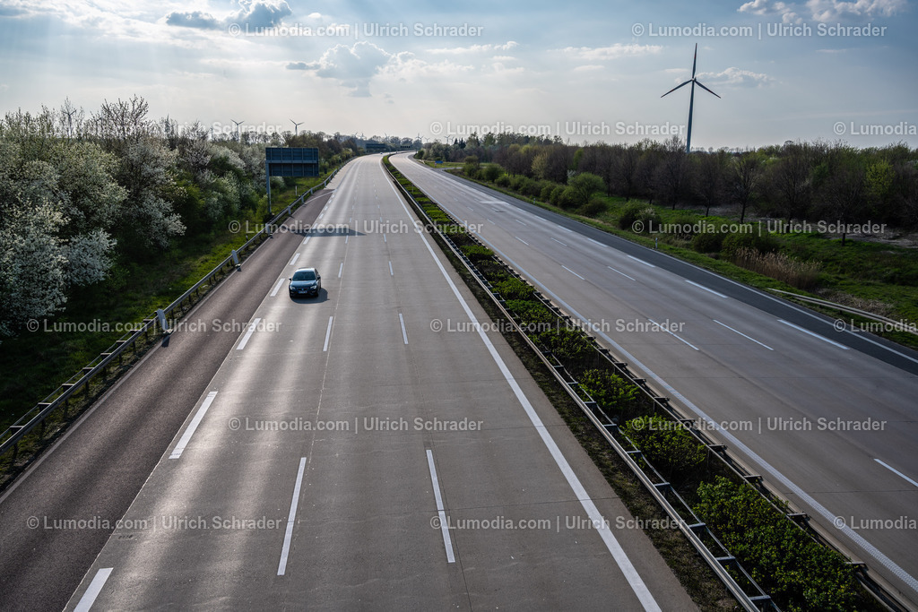 10049-10665 - Osterverkehr 2020 auf der A2 | max. Auflösung 8256 x 5504 - Realisiert mit Pictrs.com