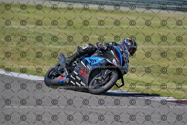 26BT02-0175 | markuskiefer.com - Realisiert mit Pictrs.com