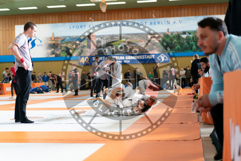 20240915PBB0399 | Athletes compete during the Grappling Industries’ grappling and Brazilian jiu-jitsu competition in Berlin, on September 15, 2024.