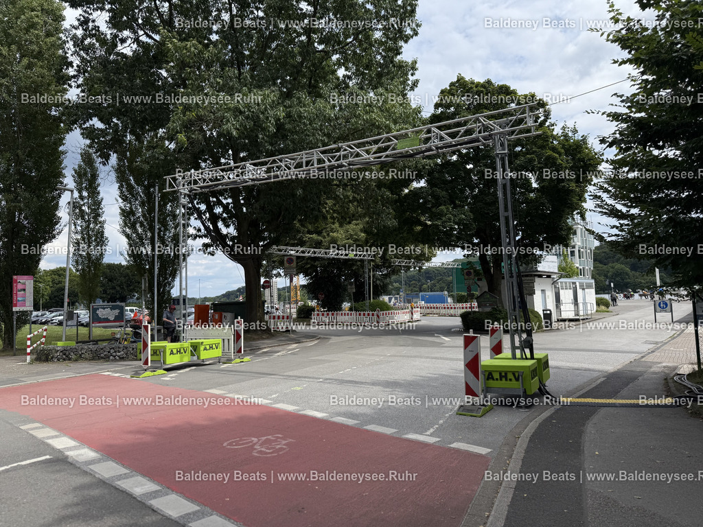 Bautagebuch - Regattatribüne Baldeneysee | Alle Nutzungsrechte vorbehalten. Jede Nutzung des Bildes bedarf einer gültigen Lizenz. Der Urheber- und Quellenhinweis „Foto: Cesar von Meissen / Baldeneysee.Ruhr“ ist bei jeder Veröffentlichung direkt am Bild anzubringen. Eine Weitergabe, Unterlizenzierung oder Weiterveräußerung an Dritte ist unzulässig. - Realisiert mit Pictrs.com