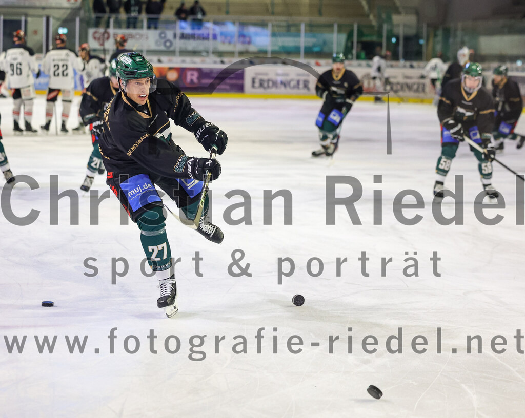 2025-12-14_006_TSV_Erding_gegen_ECDC_Memmingen_Indians | Erding, Deutschland, 14.12.2025:Eishockey, Oberliga Süd 2025 / 2026, 26. Spieltag, TSV Erding gegen ECDC Memmingen Indians, Endergebnis: 1:2Foto: Christian Riedel / fotografie-riedel.net