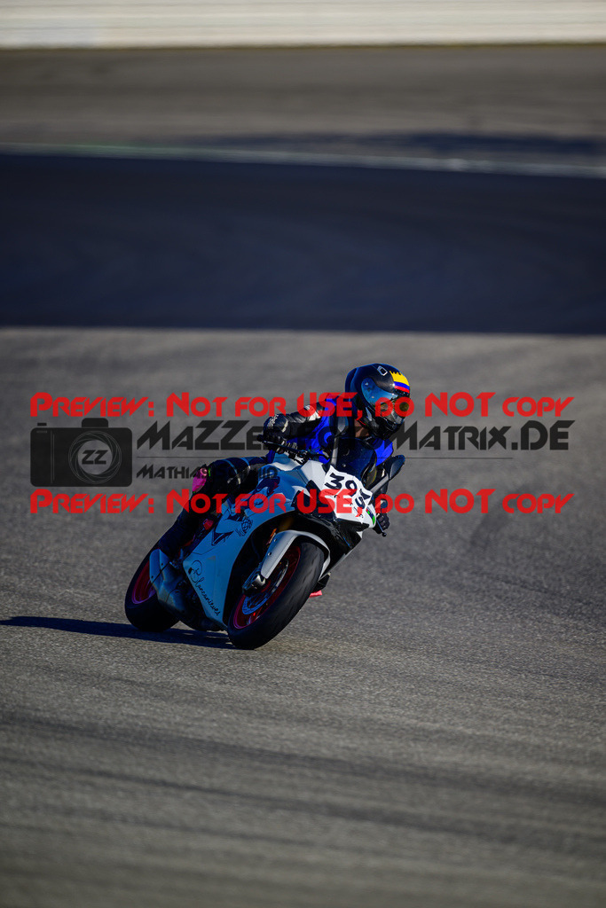 MaZZes_Fotomatrix_20250407_6007705_1335 | INST