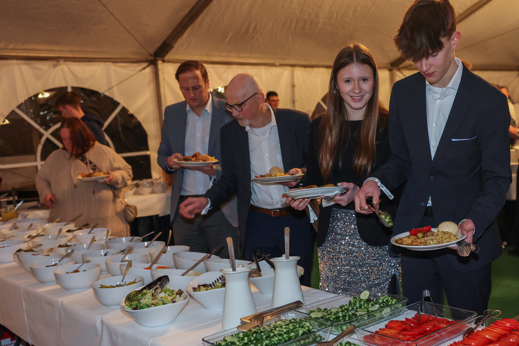 top-top.de250214-209 | Die 3. Weseler SportNacht, die große Sportgala mit Ehrungen der Weseler Sportler des Jahres 2024 findet am Freitag, den 14.02.2025 im Festzelt an der Rheinpromenade statt.Foto: Erwin Pottgiesser