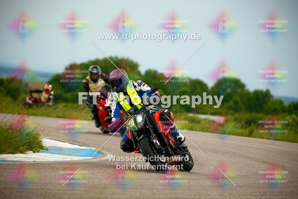 _MOT1617 | Hier findet Ihr Bilder von Touristenfahrten auf der Nürburgring Nordschleife oder von anderen Veranstaltungen die ich besucht habe. Viel Spass beim Durch Schauen 