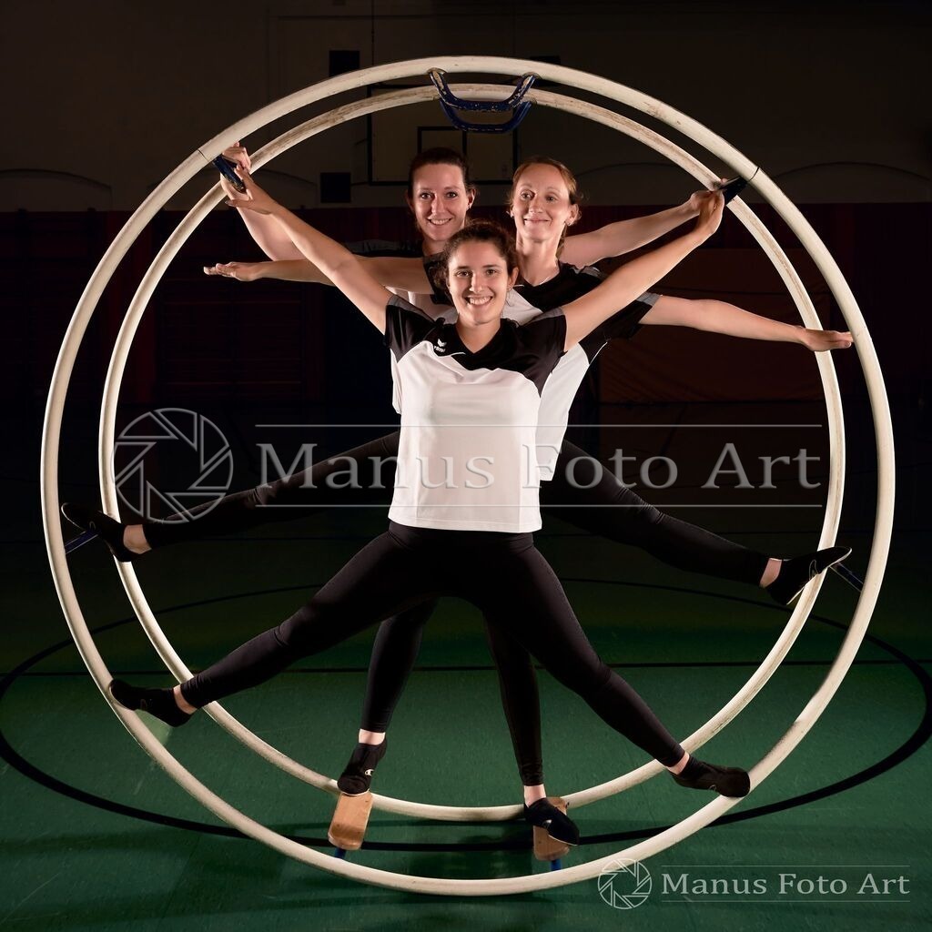 B-DSC00408 | Professionelle Sportfotografie in Hamburg, Schleswig-Holstein und Niedersachsen – spezialisiert auf Rhönrad, Geräteturnen, Leistungsturnen und rhythmische Sportgymnastik. Bundesweite Begleitung von Rhönrad-Events. Jetzt Sport-Fotos - Realisiert mit Pictrs.com