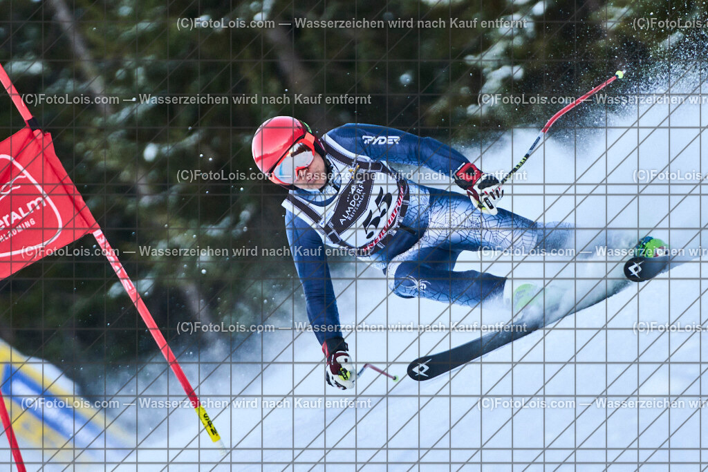 ALP6640_FIS-MastersCup_Reiteralm_SuperG_Turzak Martin | FIS-MastersCup Super-G auf der Reiteralm in Pichl, Fr 17. Jänner 2025.