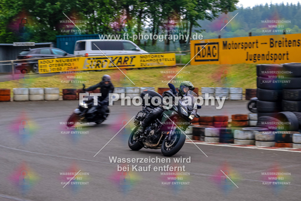 OBK-5293 | Hier findet Ihr Bilder von Touristenfahrten auf der Nürburgring Nordschleife oder von anderen Veranstaltungen die ich besucht habe. Viel Spass beim Durch Schauen 