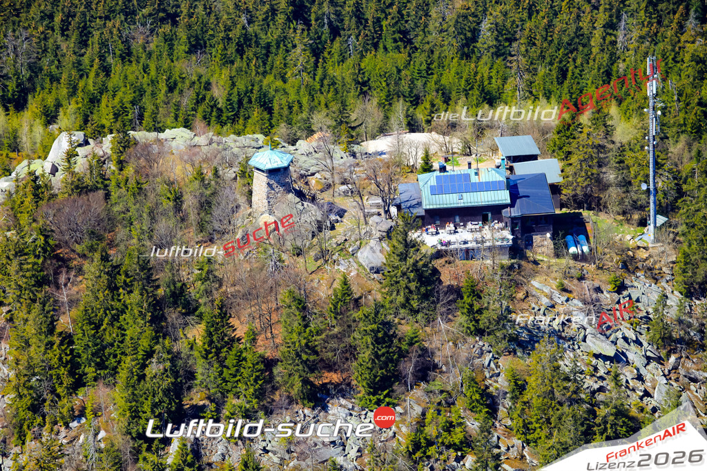 Die Luftaufnahme Koesseinehaus - Troestauer-forst-ost wurde vom UL-Flugzeug (keine Drohne) aus fotografiert.Hohe Druck- Auflösung-die Geschenkidee!