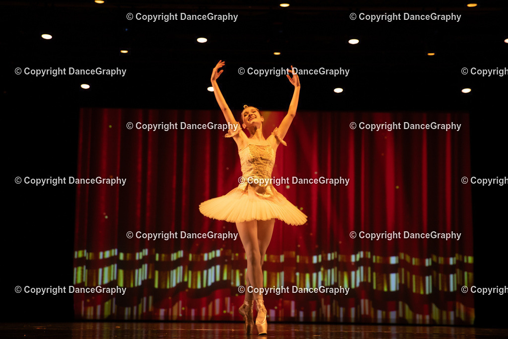 GPHY5816 | DanceGraphy - Realisiert mit Pictrs.com