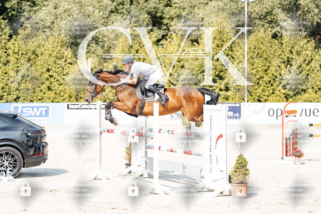 CK902276 | Turnierfotografie Pferdefotografie Trier Rheinland-Pfalz Pferdesport Reitsport Tierfotografie Sportfotografie Pferdevideo Pferdevideografie Equestrianvideography equestrianphotography  - Realisiert mit Pictrs.com