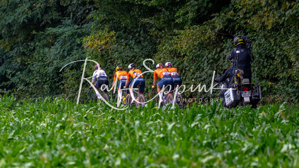 Ralf Eppink Photography 20251011_DSC01486 | Sportfotografie, Eventfotografie, Porträtfotografie, Radsport Fotograf, Triathlon Fotograf, Düsseldorf Fotograf, Köln Fotograf, Actionfotografie, Teamfotografie, Peoplefotografie, Business Portraits, Veranstaltungsfotografie, Reportagefotografie - Realisiert mit Pictrs.com