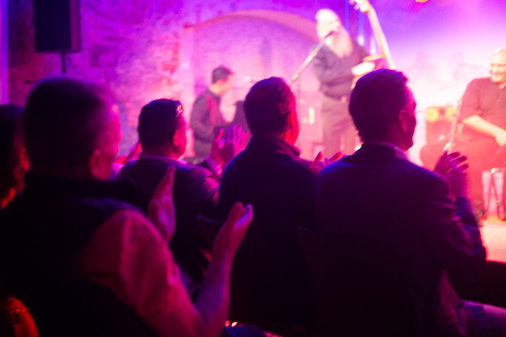 Tango meets Cuba | Tango meets Cuba mit den Klazz Brothers & Cuba Percussion im Forte Belvedere Leisnig zum Festival Hallo Leisnig 2022. - Realisiert mit Pictrs.com