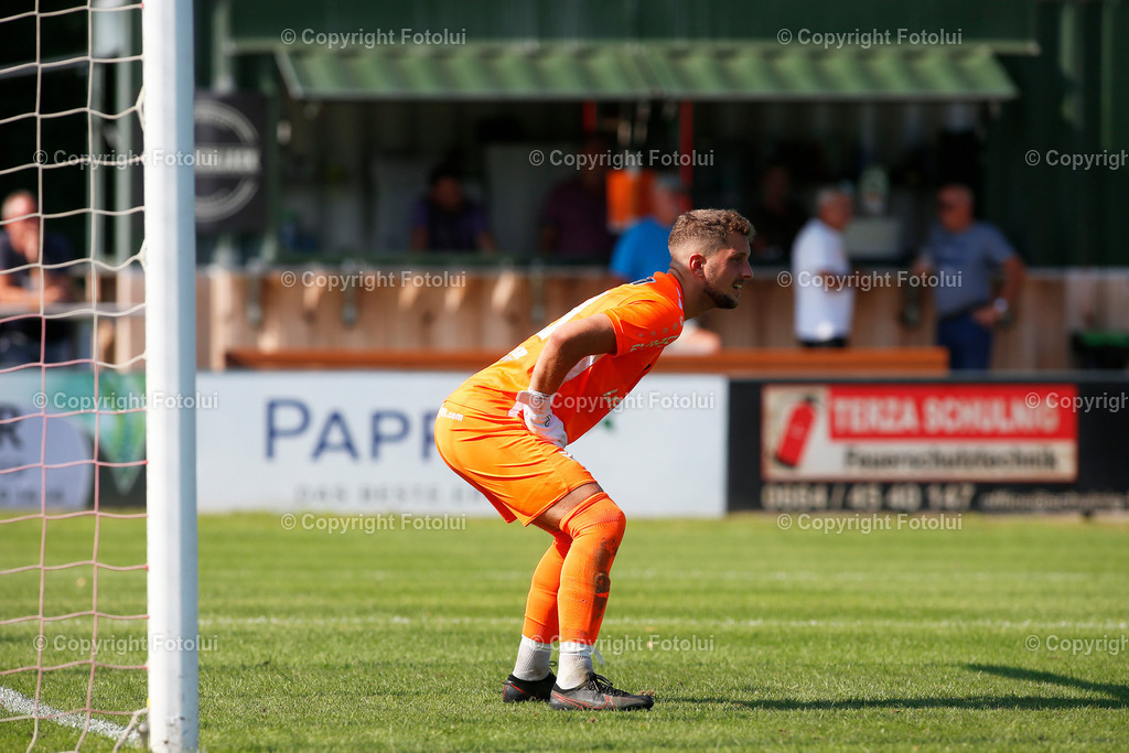 A_LUI_2608023_33 | SPORT,FUSSBALL,LT1 OOELIGA ASKOE OEDT-SPG FRIEDBURG/POENDORF 26.08.2023 IM BID:TORHUETER STEFAN HUBER (FRIEDBURG) FOTO:FOTOLUI