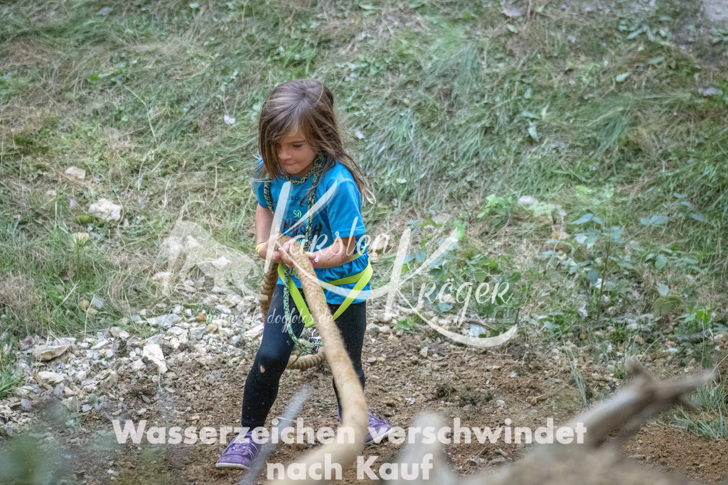 0933_ZZ92135-DeNoiseAI-low-light | kk-dogfotos