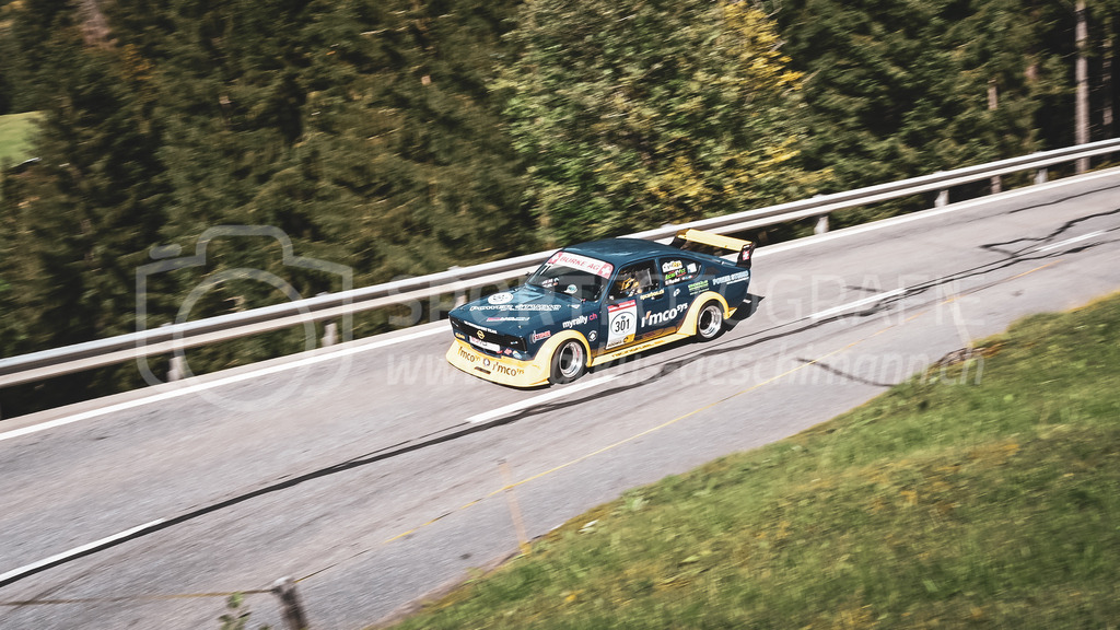 19. Arosa ClassicCar 2023 - 2. September 2023 | 19. Arosa ClassicCar 2023
Arosa, Schweiz
Erni Pius aus Altendorf mit der Startnummer 301 in einem Opel Kadett C ImCoSys Bürke, Jahrgang 1978, in der Klasse Sport Trophy.
@arosaclassiccar, @arosa.official, #arosaclassiccar, #arosa, #76curves, #classiccar
Bild: Sportfotografie Markus Aeschimann | www.markus-aeschimann.ch - Realisiert mit Pictrs.com