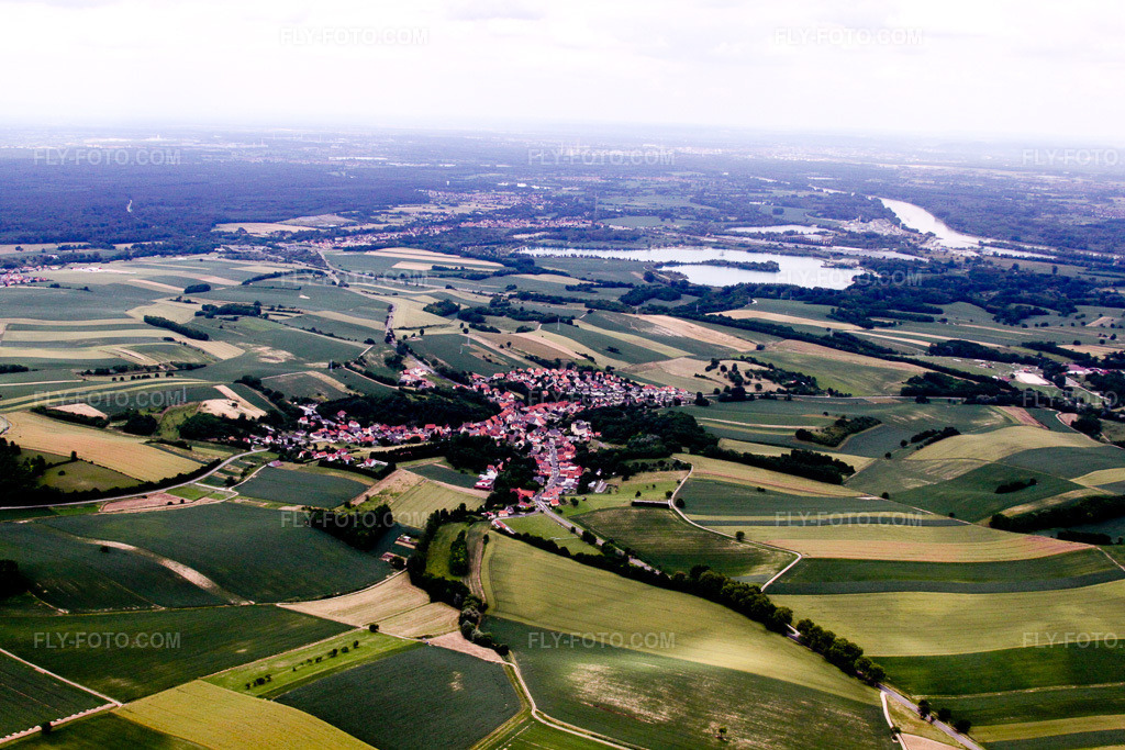 Aerial view: View of the town in Neewiller-près-Lauterbourg in the state Bas-Rhin, France.Photo: IMG_19060.jpg taken on 06/20/2009 by Werner Riehm/FLY-FOTO.comResolution of the original: 4752 x 3168 px