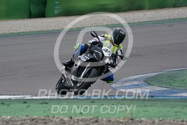 2023_05_01_PBK_29595 | Sportfotografie; SlowMotion; Video; Rennstrecke; Hafeneger; Speer; Racing; RSE; BMW; CBO; Trackday; Motorsportarena; Hockenheimring; Brno; Most; Barcelona; Valencia