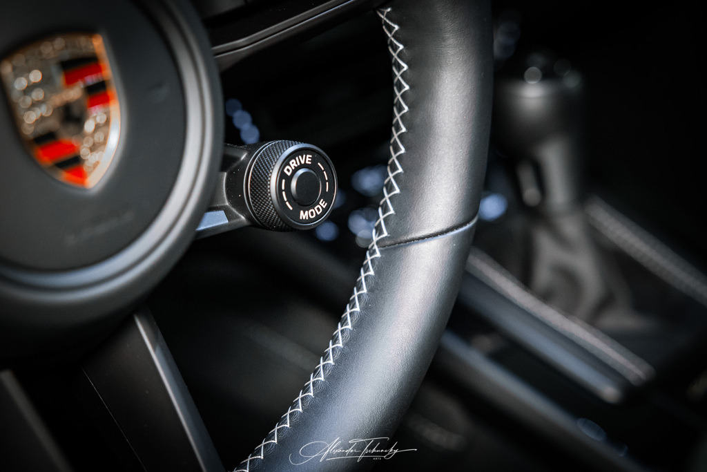 R6PZ3593 _AL | Entdecken Sie die faszinierende Welt von Alexander Tschuncky Arts: Kreative Fotografie, atemberaubende Automobilkunst und hochwertiger Bilderdruck. Lassen Sie sich inspirieren! - Realisiert mit Pictrs.com