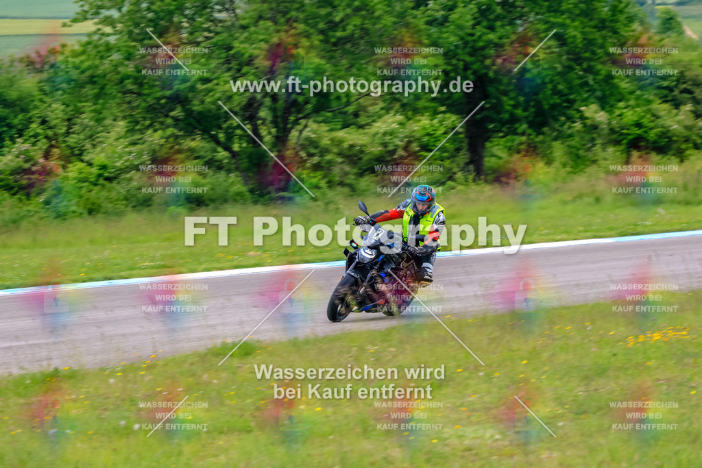 MotoTeam-3155 | Hier findet Ihr Bilder von Touristenfahrten auf der Nürburgring Nordschleife oder von anderen Veranstaltungen die ich besucht habe. Viel Spass beim Durch Schauen 