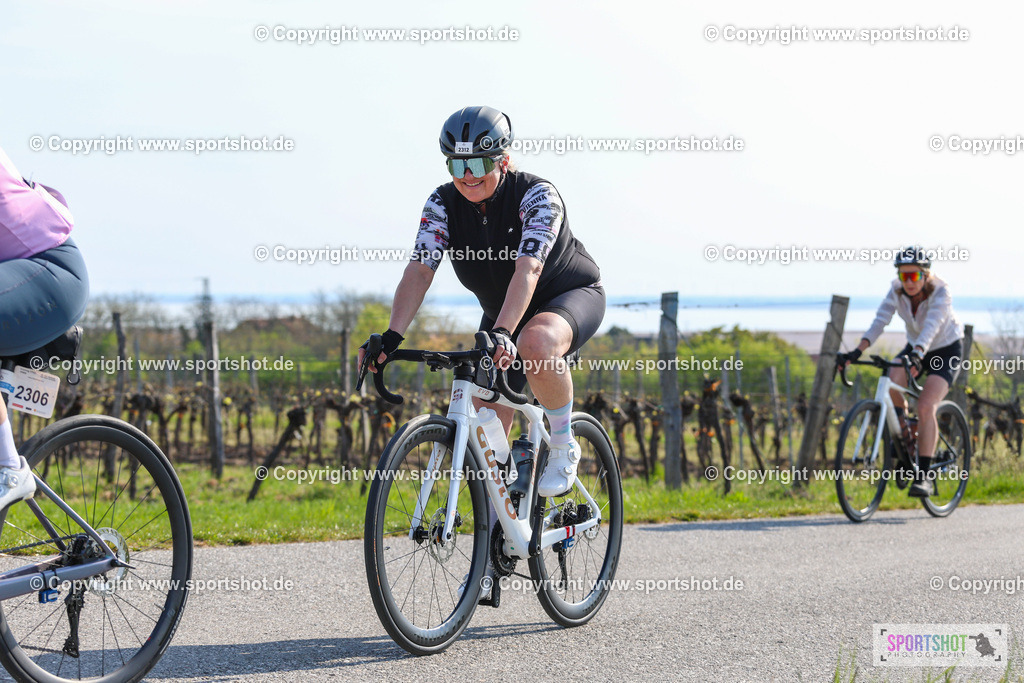 IMG_0866 | @sportshot_your_pictrs #yourpictures#roadtowm2029 #nrm #neusiedlerseeradmarathon #neusiedlersee #neusiedlerseetourismus #burgenland #mörbisch #nrm26 #burgenlandtourismus #voglundco #poweredbyburgenlandtourismus #radsport #rad #marathon #ucigranfondo #visitburgenland #ucigranfondoworldseries