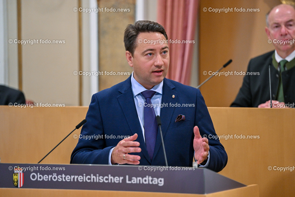 Landhaus Linz_ Promenade_ Landtagssitzung_ 15.06.2023-71 | 15.06.2023, Landhaus Linz AUT, Promenade, Landtagssitzung, im Bild LH-Stv. Manfred Haimbuchner (FP)
