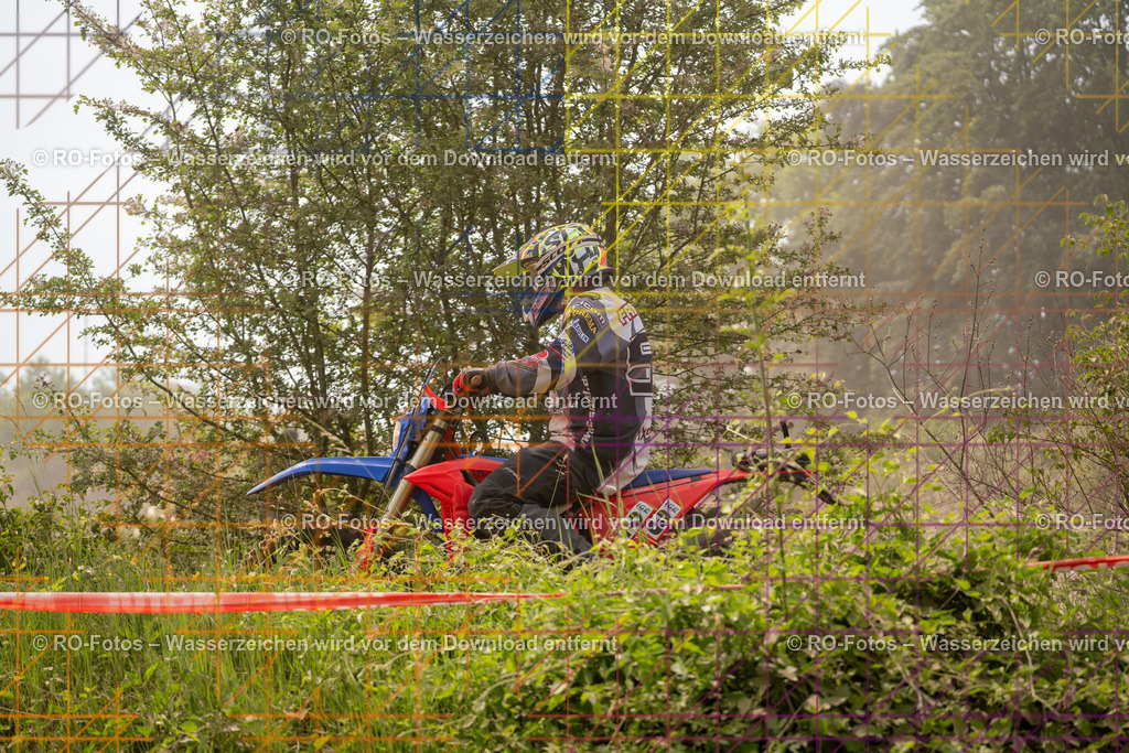 Niederwürzbach 3 Lauf-414 | Sportfotografie von RO-Fotos: Motorsport, Motocross, Enduro, Laufveranstaltungen und Triathlon. Professionelle Fotos von Sportlern und Events. - Realisiert mit Pictrs.com