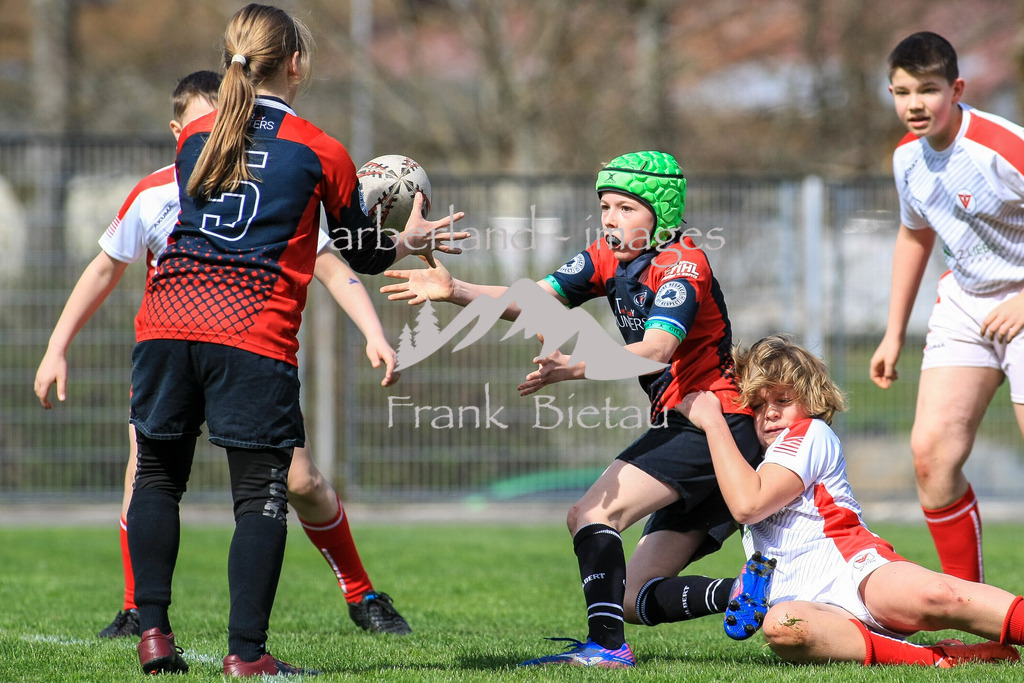 993T0106 | in verschiedenen Altersklassen tritt der TV Zwiesel gegen Manschaften aus Nyrsko im Kids Match an.