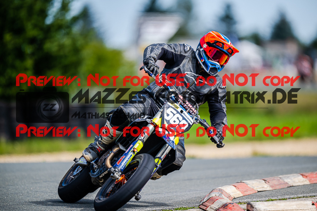 MaZZes_FotoMatrix_220903_2648 | S4