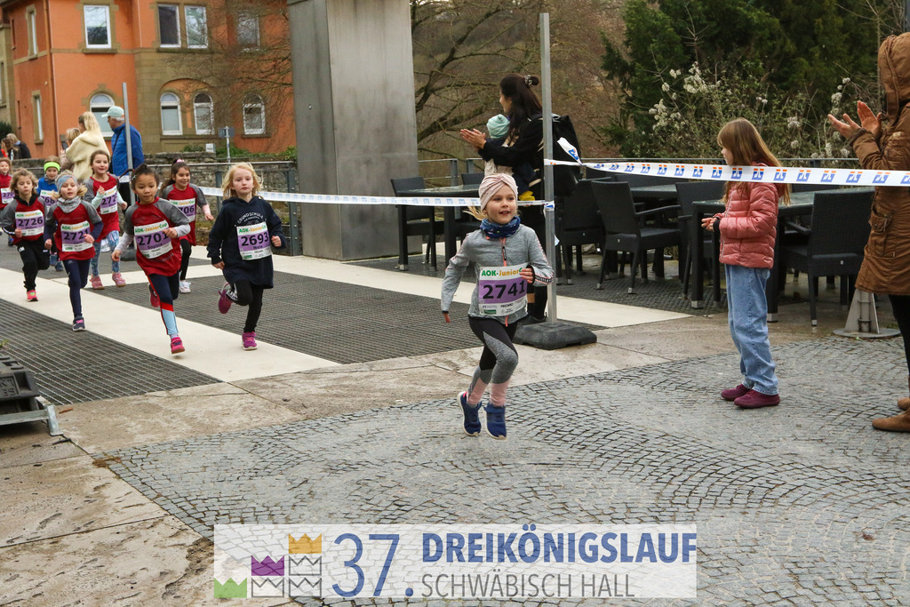 AOK JuniorCup 400m | 3Koenigslauf 2023 - Realisiert mit Pictrs.com