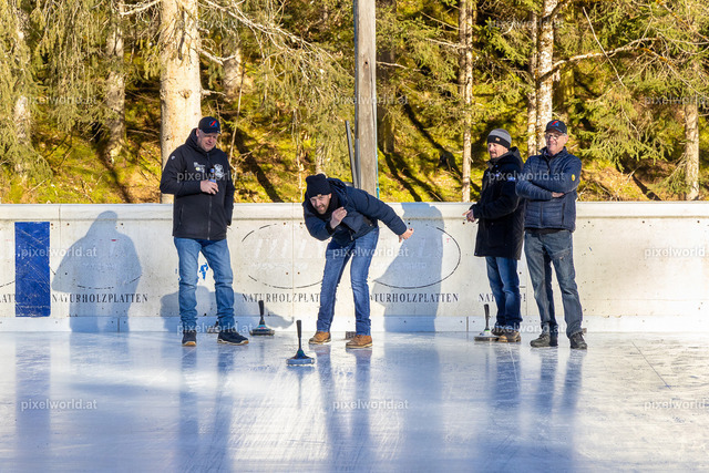 Gemeinde Eisstockturnier Steuerberg | Bildershop von pixelworld.at - Realisiert mit Pictrs.com