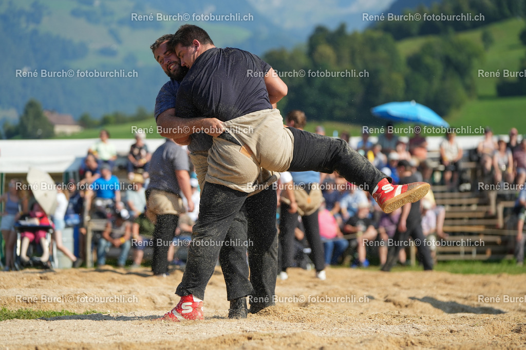 RB_09174 | René Burch leidenschaftlicher Fotograf aus Kerns in Obwalden.  Hier finden sie Sport, Landschaft und Natur Fotografie.
 - Realisiert mit Pictrs.com