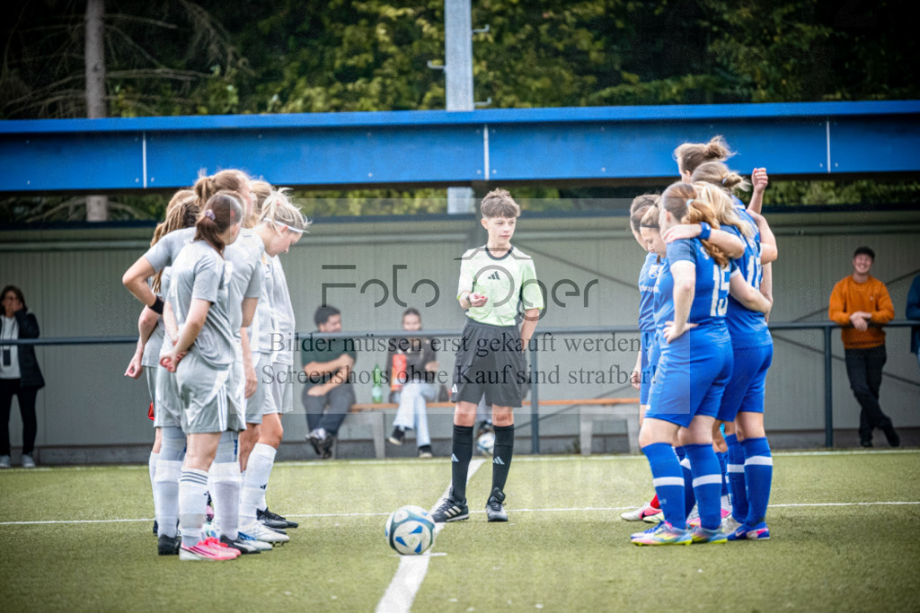 SG Holzhausen / Schölerberg / TuS Nahne - SV Harderberg | Fr.-BZP Weser-Ems · SG Holzhausen / Schölerberg / TuS Nahne - 1. Damen · Sportplatz Auf dem Volke - Realisiert mit Pictrs.com