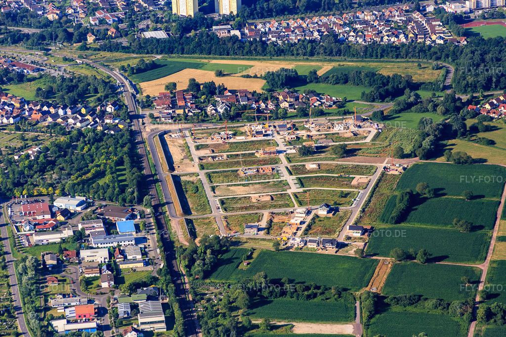 Luftbild: Neubaugebiet Paul-Klee-Ring in Wörth am Rhein im Bundesland Rheinland-Pfalz in Deutschland. Foto: IMG_091790.jpg vom 10.07.2016 durch Werner Riehm/FLY-FOTO.de