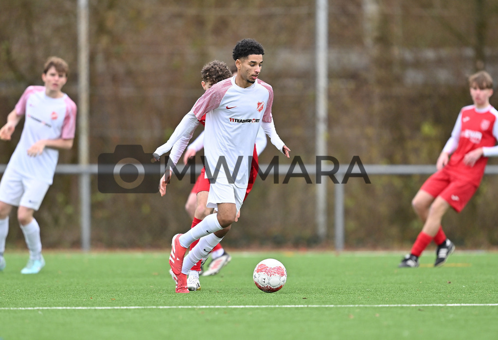 Fussball I Herren I Saison 2025-2026 I Bundesliga I 6. Spieltag I Eintracht Frankfurt - FC Bayern München  | MWMARA - Realisiert mit Pictrs.com