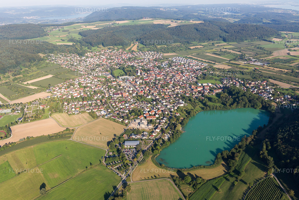 Luftbild: See- Uferbereichen des Steisslinger See in Steißlingen im Bundesland Baden-Württemberg in Deutschland. Foto: IMG_094268.jpg vom 27.08.2016 durch Werner Riehm/FLY-FOTO.de