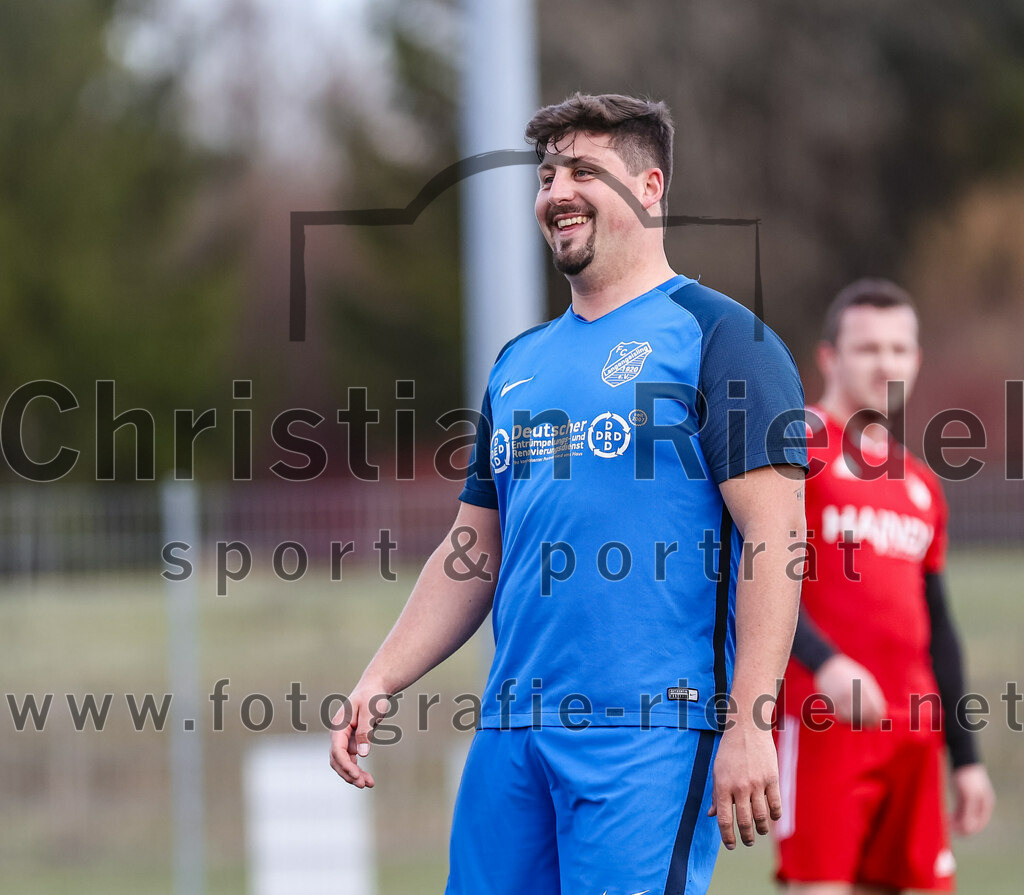 2024-02-24_092_FC_Langengeisling_gegen_FC_Walkertshofen | Erding, Deutschland, 24.02.2024:
Fußball, Bezirksliga Oberbayern Ost 2023 / 2024, Testspiel, FC Langengeisling gegen FC Walkertshofen, Endergebnis: 5:3

Florian Rupprecht (FC Langengeisling, #11)

Foto: Christian Riedel / fotografie-riedel.net