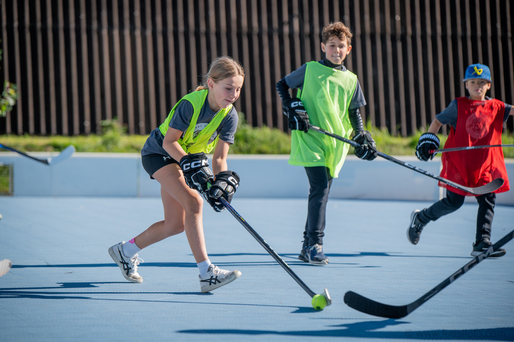 2025-09JP Hockey-Camp-Widnau-1203 | "Fussifoto.com – Ihr Ansprechpartner für hochwertige Fotografie! Entdecken Sie kreative Bilder und professionelle Dienstleistungen. Kontaktieren Sie uns für Ihre Projekte!"