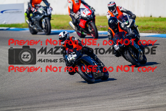 MaZZes_FotoMatrix_240520_6007705_3172 | INST