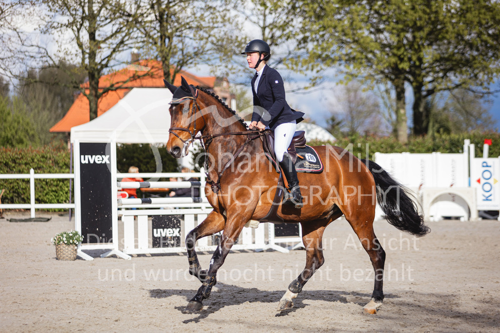 240424_Lemwerder_Stil-L-231 | Deine schönsten Turniermomente als professionelle Fotos! Entdecke hochwertige Pferdesport-Fotografie im Online-Shop. Jetzt Fotos finden & bestellen!