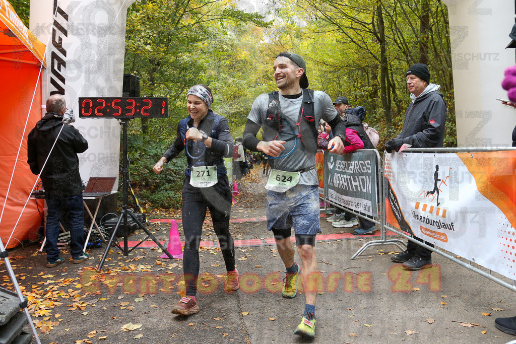 251026_1255_EX1_1870 | Sportfotografie im Rhein-Sieg Kreis, Köln, Bonn, NRW, Rheinland Pfalz, Hessen, etc. Unser Tätigkeitsfeld umfasst den Laufsport vom Volkslauf über den Marathon, Duathlon, Triathon bis zum Ultralauf wie Kölnpfad Ultra oder Schindertrail.