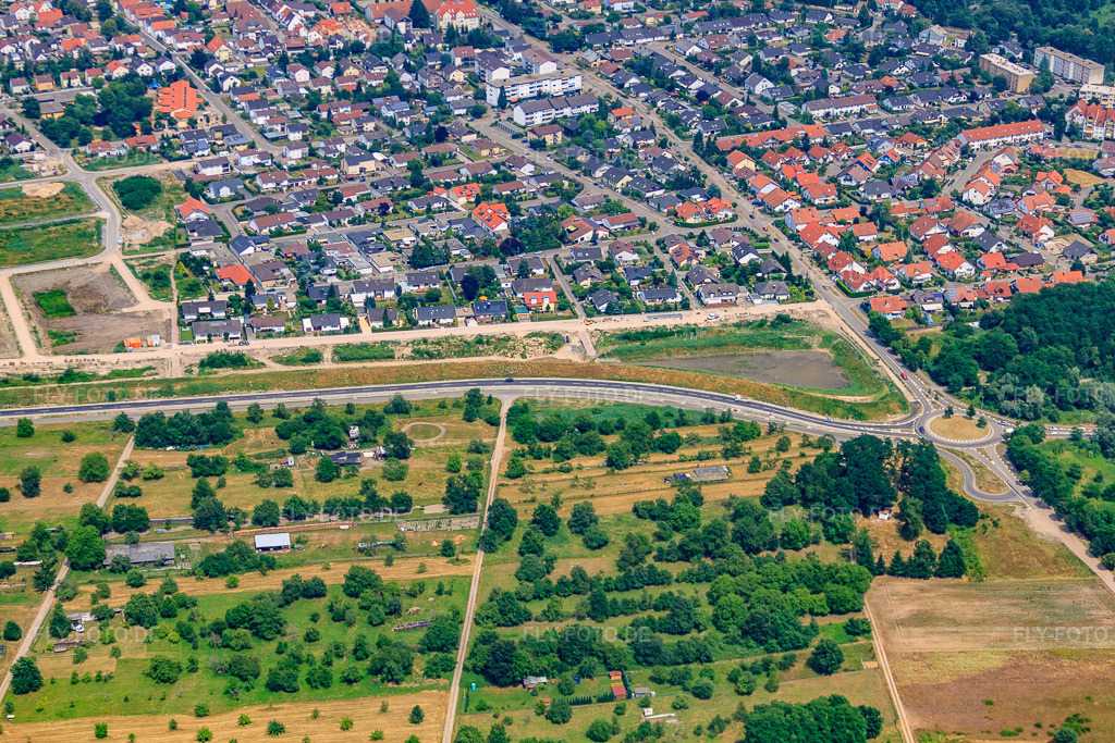 Luftbild: Neubaugebiet West in Jockgrim im Bundesland Rheinland-Pfalz in Deutschland. Foto: IMG_29709.jpg vom 02.07.2010 durch Werner Riehm/FLY-FOTO.de