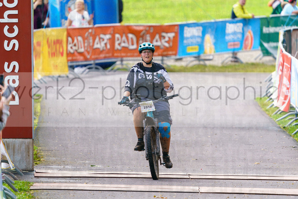 RennsteigRIDE Zieleinlaufbilder | Zieleinlauf RIDE 23