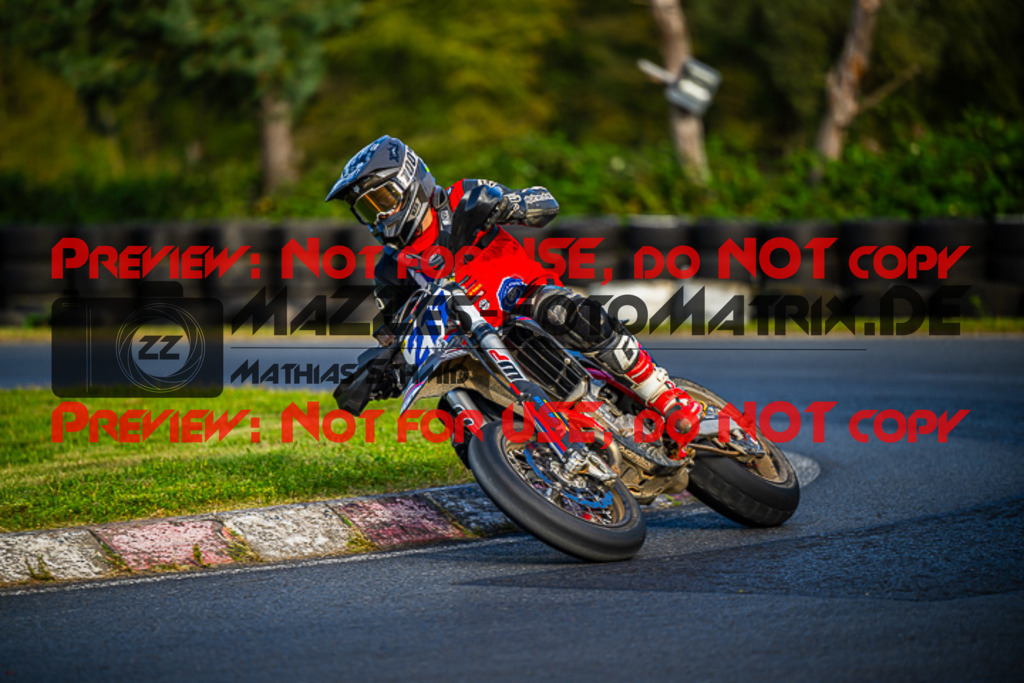 MaZZes_FotoMatrix_230916_8786 | S4