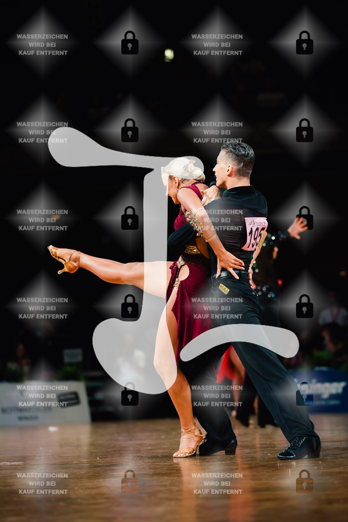 GOC 2025 - WDSF GrandSlam Latin 114th-115th (195) Matyas Felcman _ Nela Koskova (Czech Republic)-2025-08-23-1039 | Webshop for digital downloads and prints of dance sport, event & show photographer Julian Link - Realisiert mit Pictrs.com