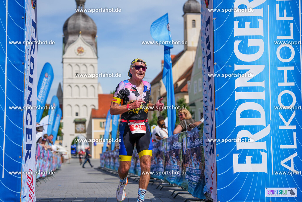 DSC05329 | Stadttriathlon Erding 2025. #yourpictrs #sportshot_your_pictrs @Sportshotphotography #stadttriathlonerding Copyright: www.sportshot.de