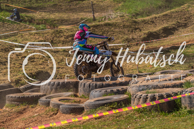 JHF.ECHT.4h.Samstag1511 | jennyhubatsch-endurofotografie