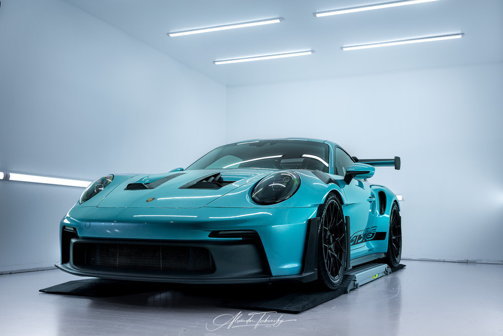 R6AT1244 _Alexander Tschuncky | Entdecken Sie die faszinierende Welt von Alexander Tschuncky Arts: Kreative Fotografie, atemberaubende Automobilkunst und hochwertiger Bilderdruck. Lassen Sie sich inspirieren! - Realisiert mit Pictrs.com