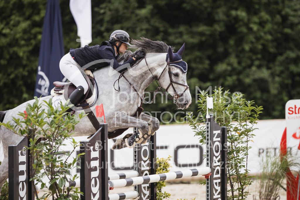 250711_BHO_L-SprmstAnf-1-206 | Deine schönsten Turniermomente als professionelle Fotos! Entdecke hochwertige Pferdesport-Fotografie im Online-Shop. Jetzt Fotos finden & bestellen!